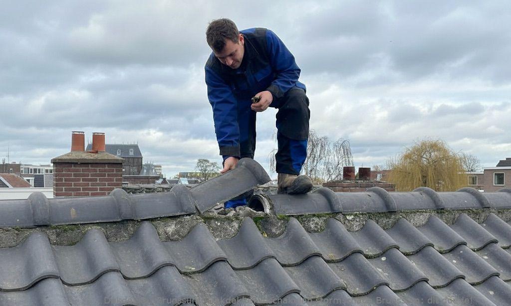Dakdekker Inschakelen Stormschade Brunssum